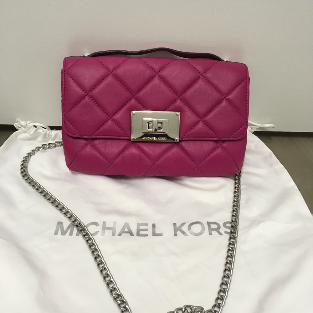 Michael Kors leather chain bag